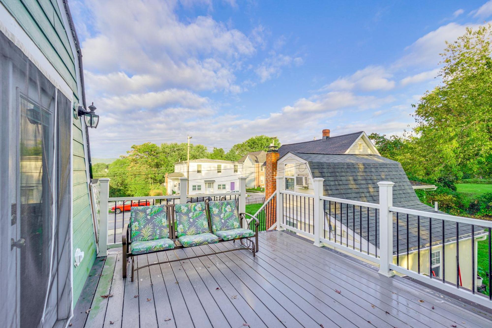 Epic Brunswick Apartment, Deck With Private Hot Tub! Dış mekan fotoğraf